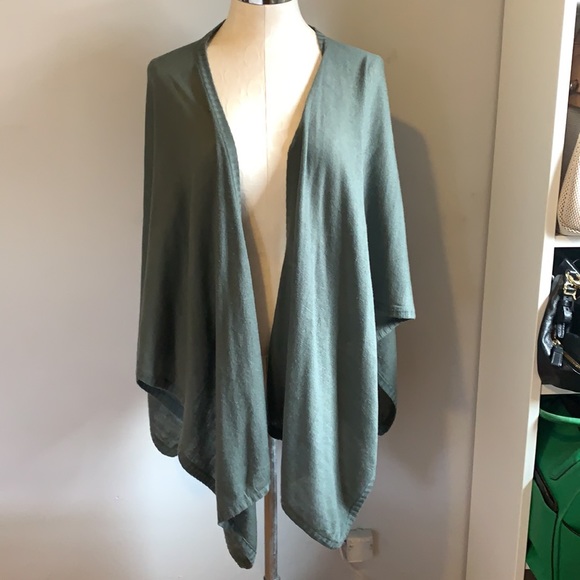 Kenneth Cole Knitted Wrap Gray - Picture 2 of 4